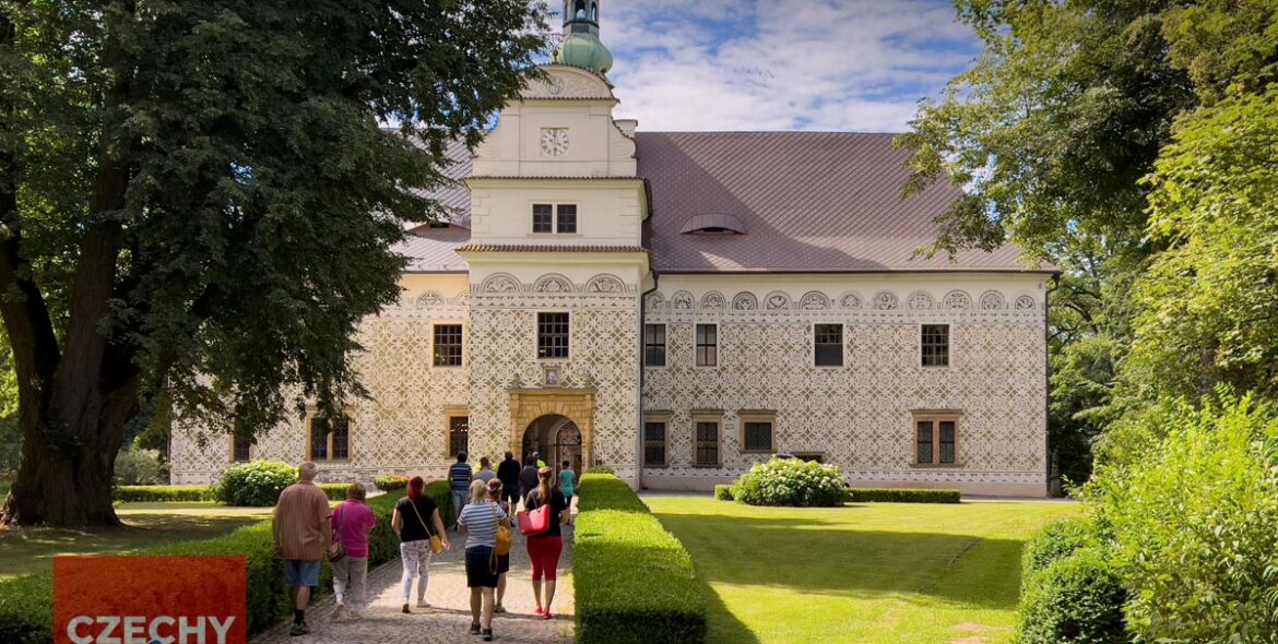 Urokliwy pałac Doudleby – klejnot architektoniczny nad Orlicą