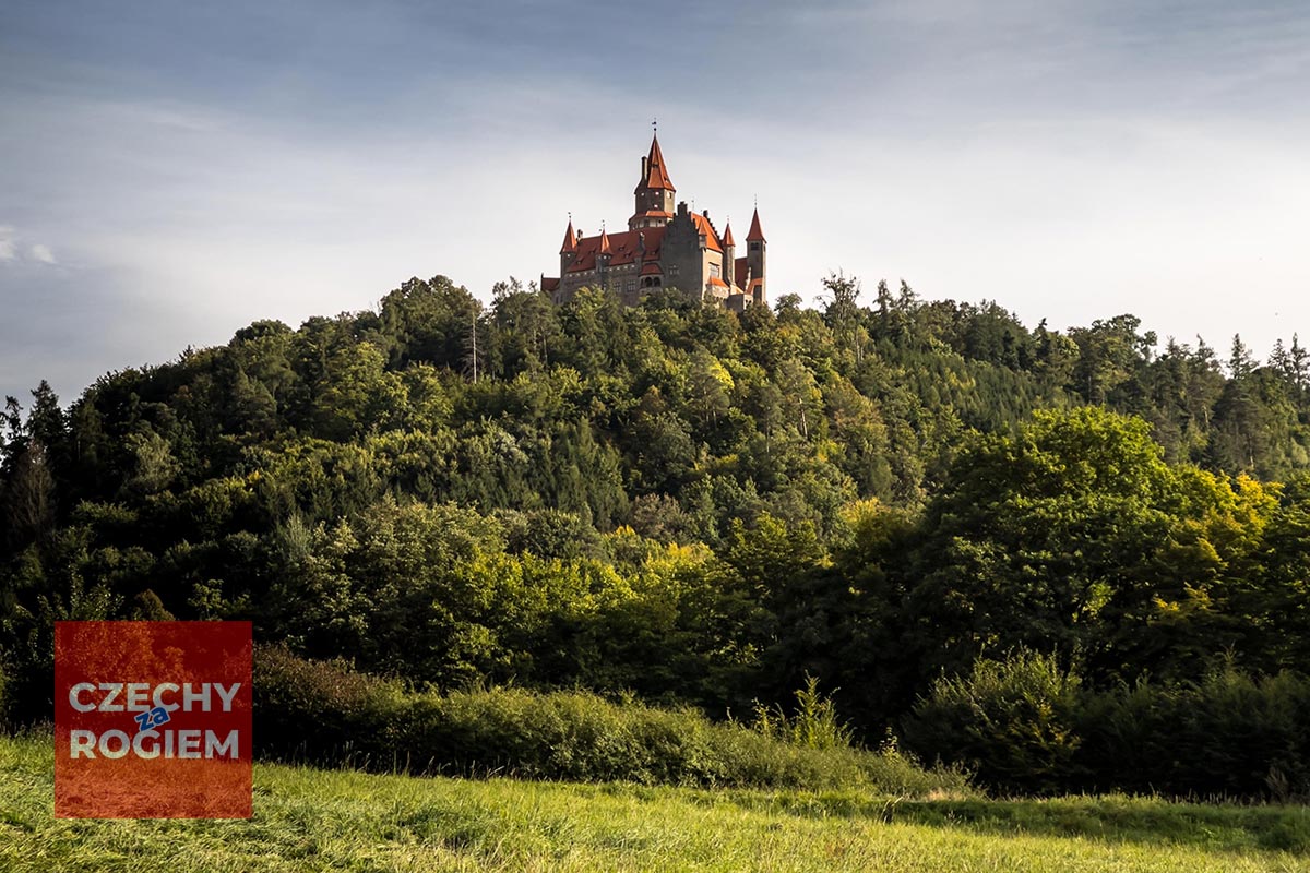 Zamek Bouzov. Perła Zakonu Krzyżackiego zaledwie kilkadziesiąt kilometrów od polskiej granicy