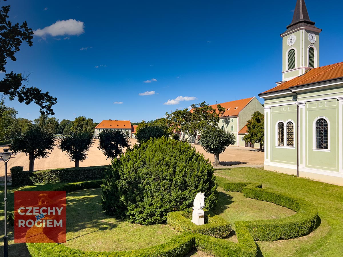 Kladruby nad Łabą. Historia stadniny i pałacu cesarskiego wpisanych na listę UNESCO