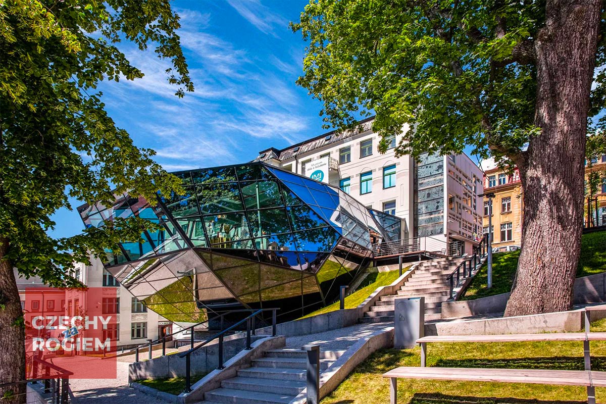 Cudowny świat szkła i biżuterii. Zaproszenie do Muzeum w Jabloncu nad Nysą